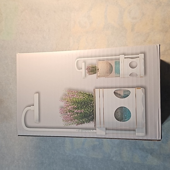 Grow Lamp with Plant 🪴 Pot and remote NWT - Picture 1 of 7